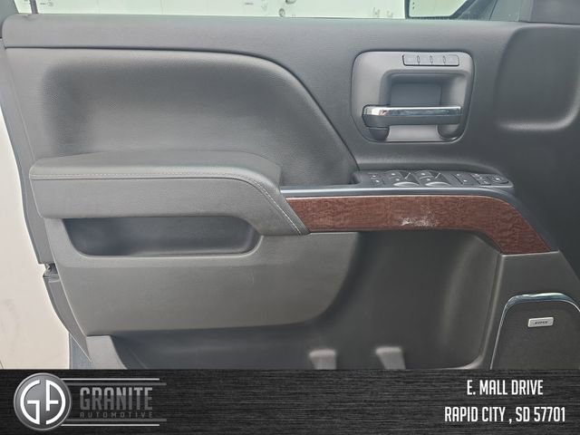 Used 2017 GMC Sierra 1500 SLT w/ SLT Premium Package AWD/4WD image 10