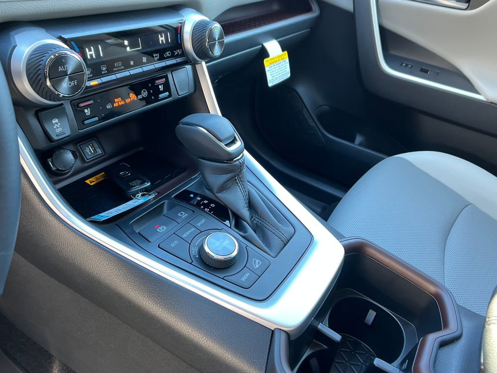 New 2025 Toyota RAV4 Limited w/ Advanced Technology Package image 20