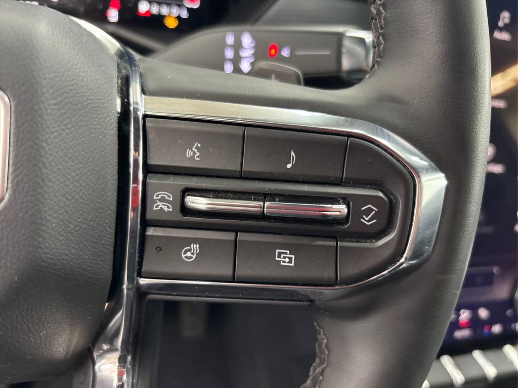 Used 2024 GMC Acadia Elevation w/ Trailering Package image 31