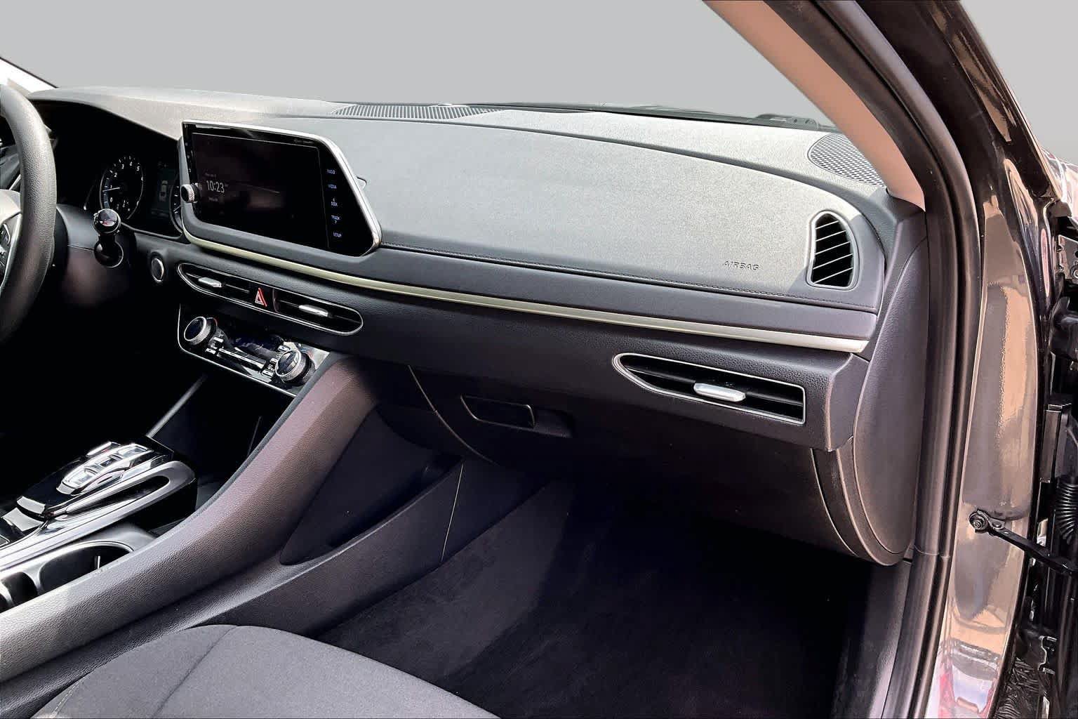 Used 2023 Hyundai Sonata SEL FWD image 16