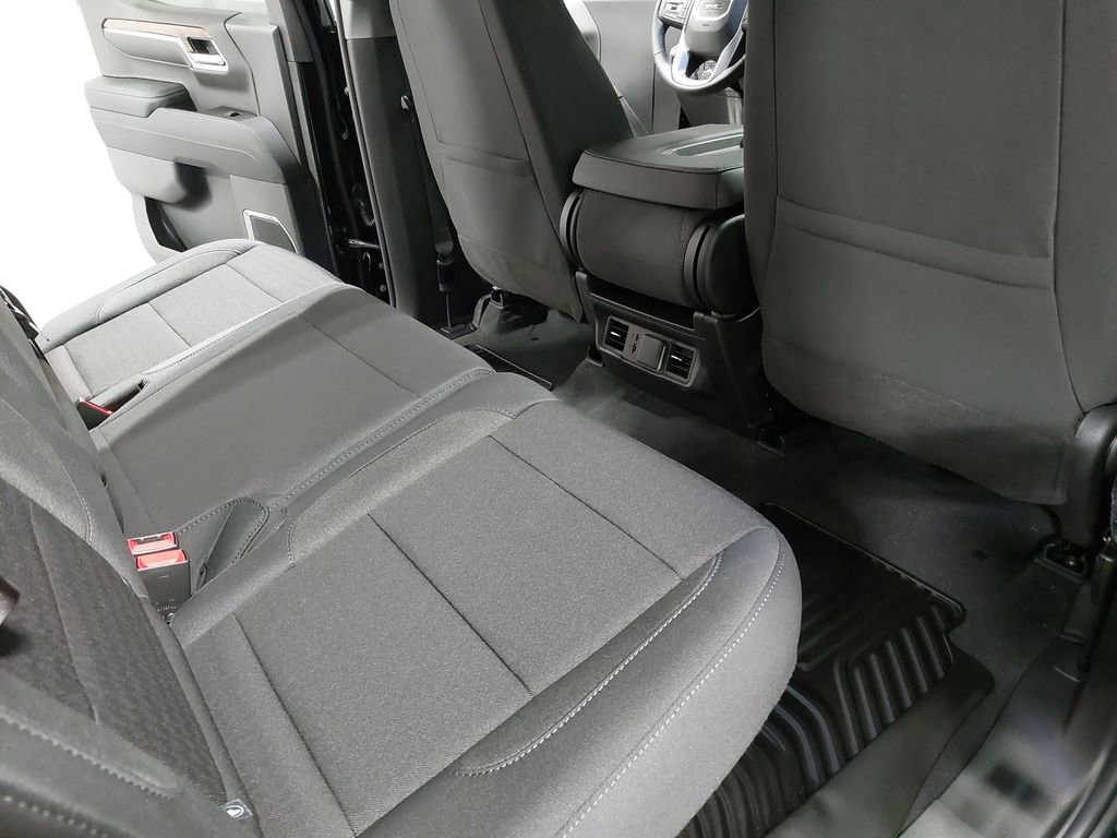 New 2026 GMC Sierra 1500 Elevation image 11