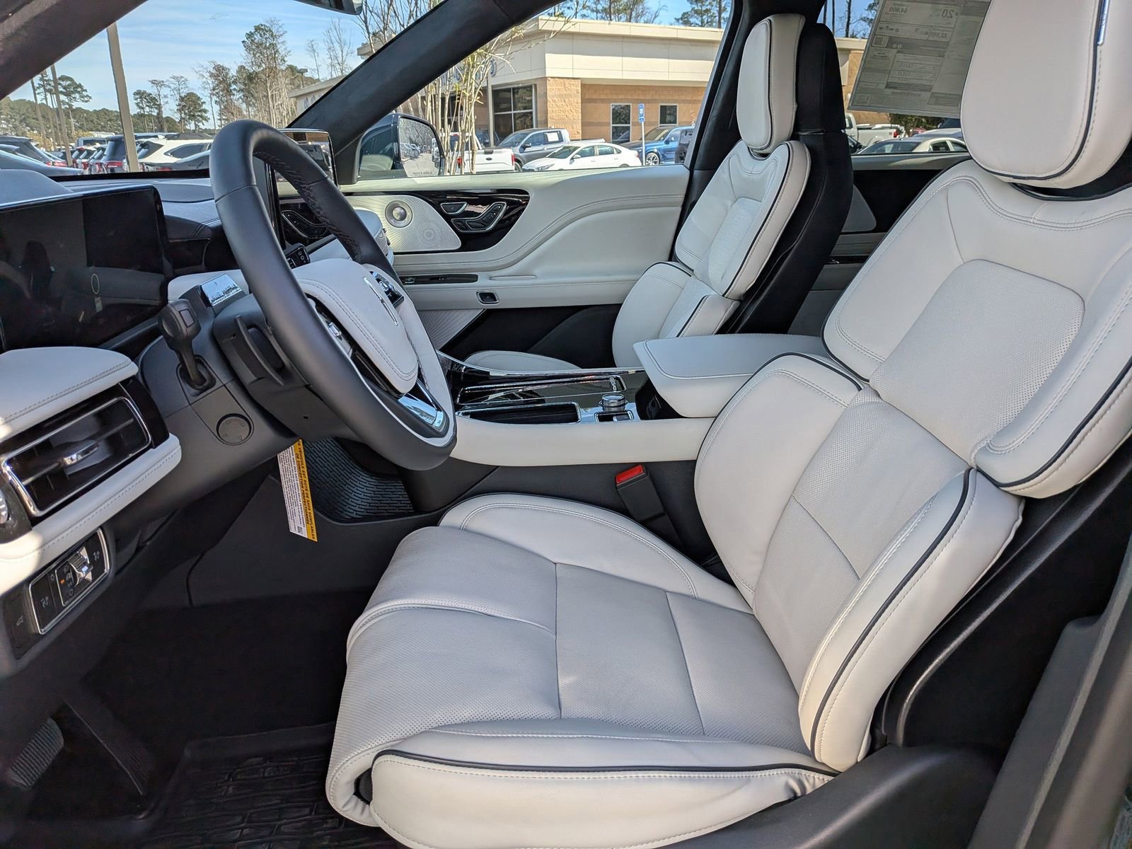 New 2026 Lincoln Aviator Black Label image 24