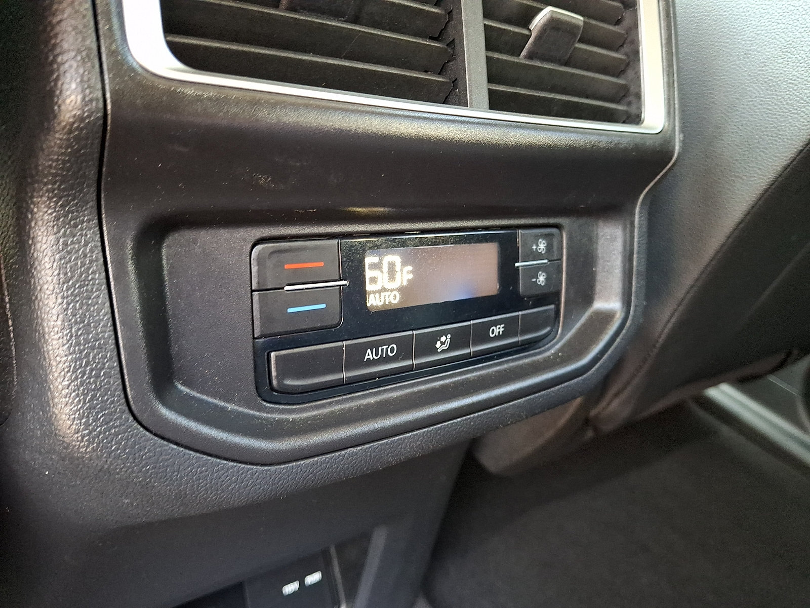 Used 2026 Volkswagen Atlas SE AWD/4WD image 12