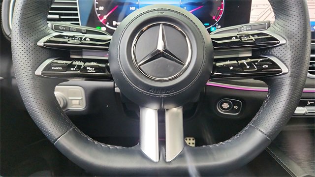 Used 2025 Mercedes-Benz GLS 450 4MATIC image 44