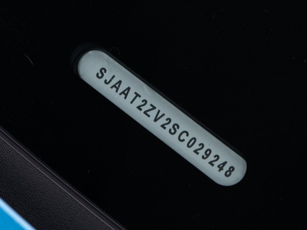 Used 2025 Bentley Bentayga S image 52