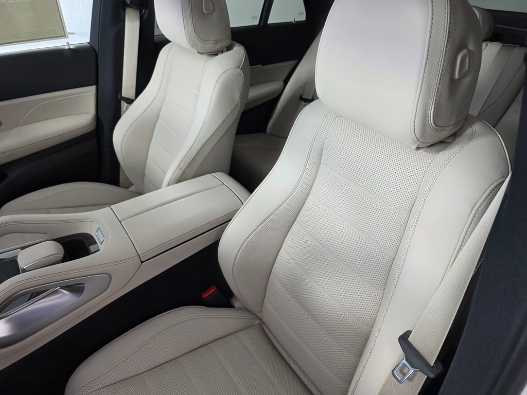 New 2026 Mercedes-Benz GLE 450 4MATIC Coupe image 8
