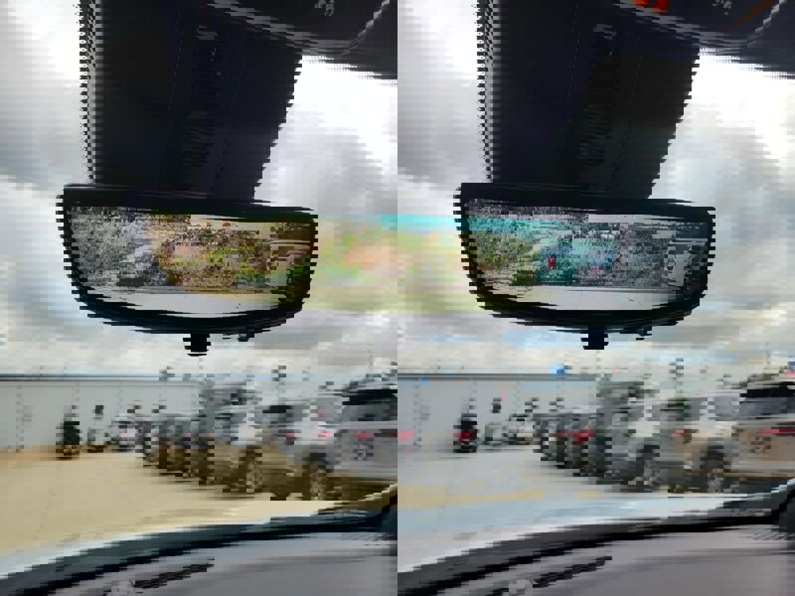 New 2026 GMC Acadia Denali Ultimate w/ LPO, Floor Liner Package image 19