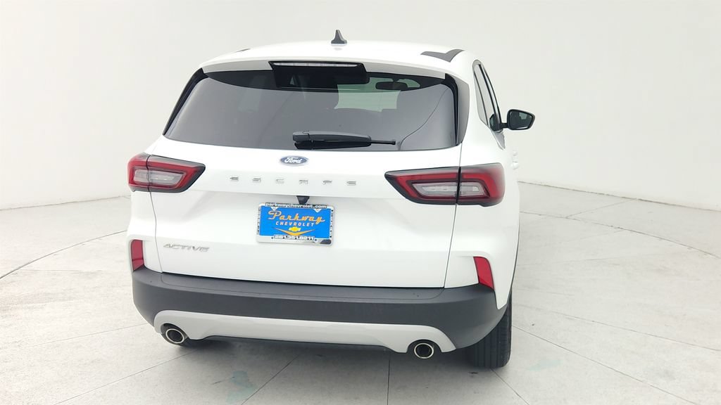 Used 2025 Ford Escape Active FWD image 6