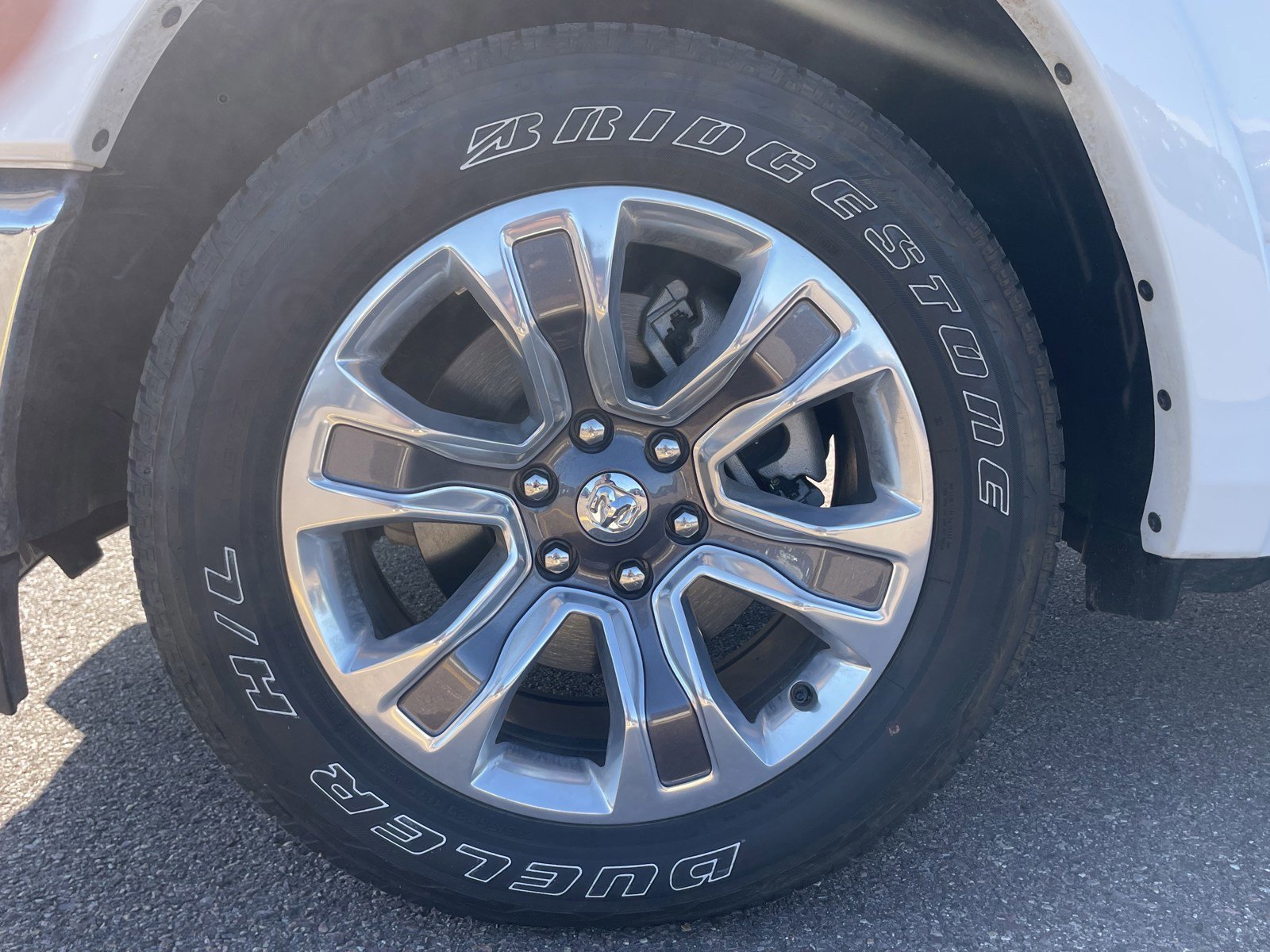 Used 2024 RAM 1500 Limited image 17