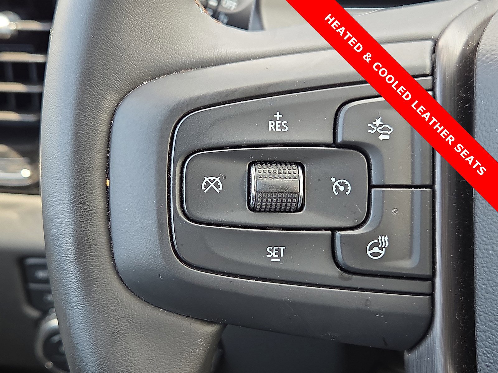 Used 2025 GMC Sierra 1500 AT4 image 21