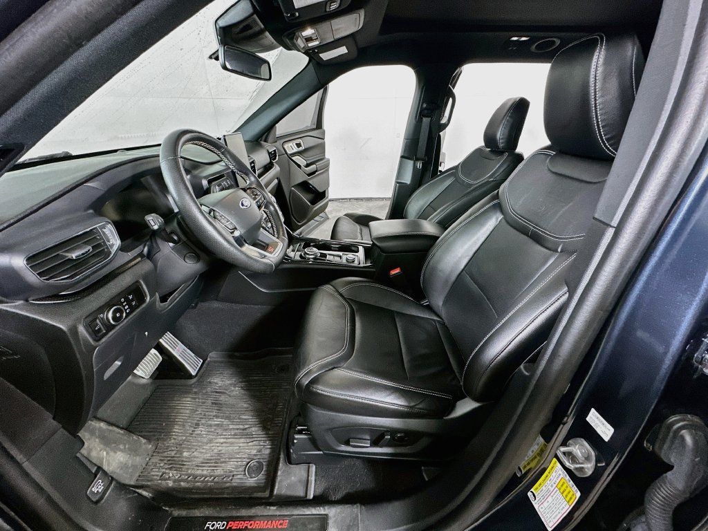 Used 2023 Ford Explorer ST AWD/4WD image 18