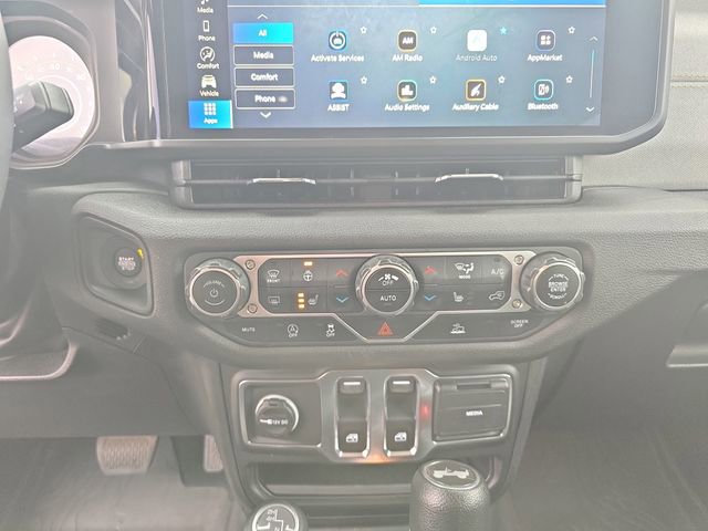 Used 2024 Jeep Wrangler Sport S image 22