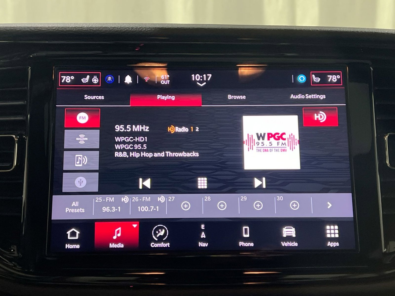 Used 2024 Dodge Durango GT image 18