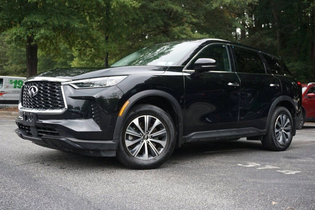 Used 2024 INFINITI QX60 Pure image 2