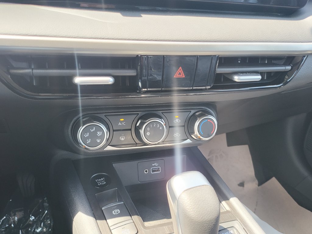 New 2026 Nissan Kicks S FWD image 19