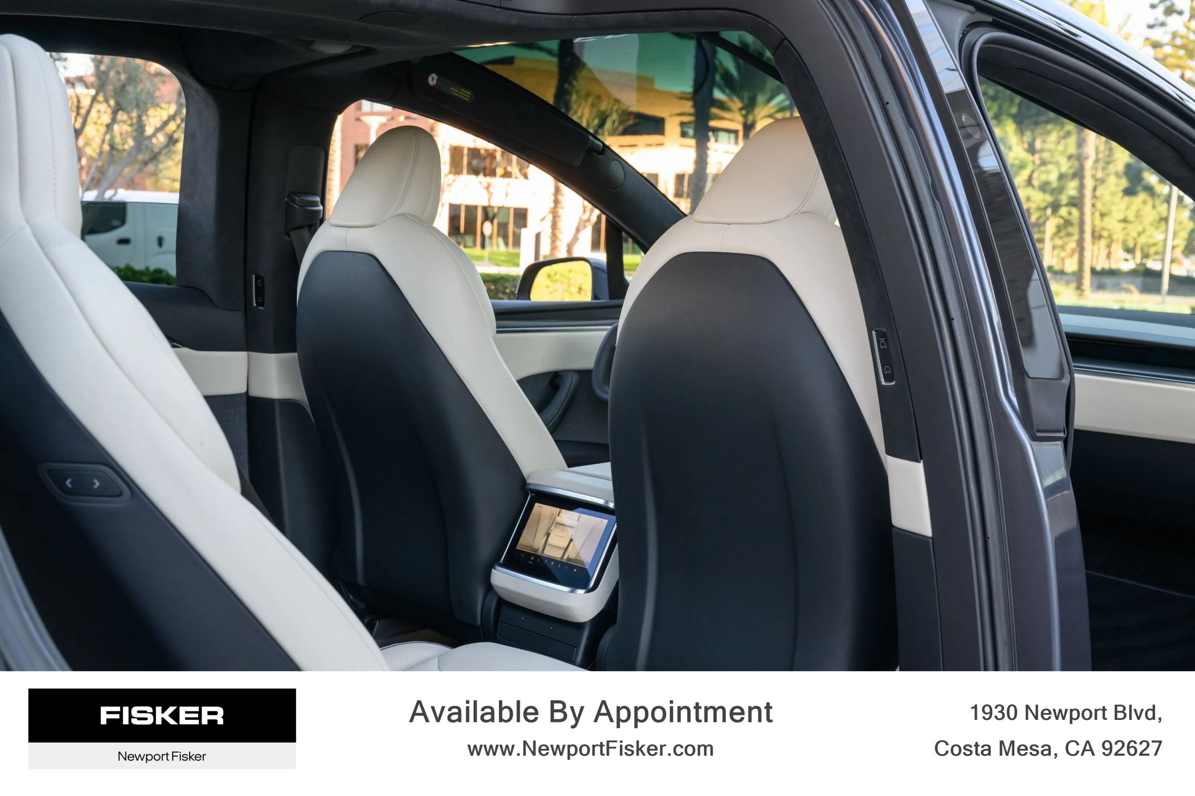 Used 2022 Tesla Model X Plaid image 32