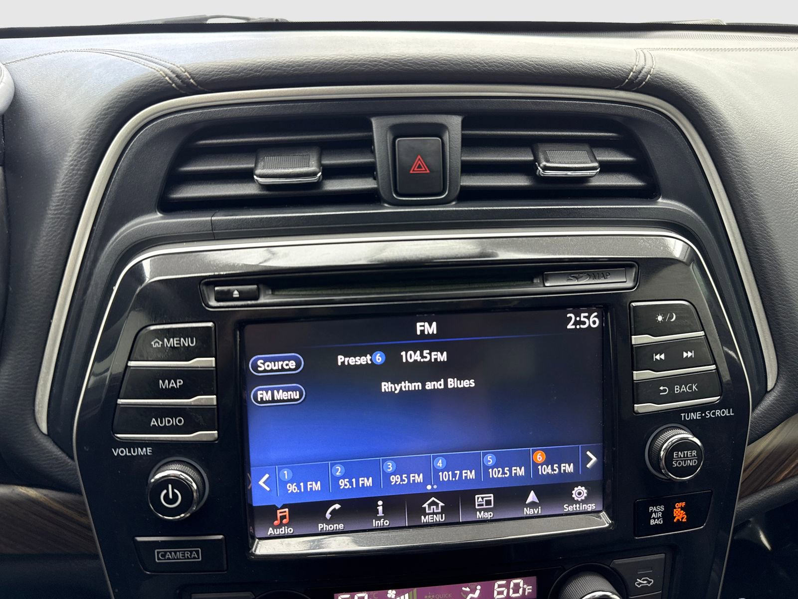 Used 2017 Nissan Maxima Platinum image 28