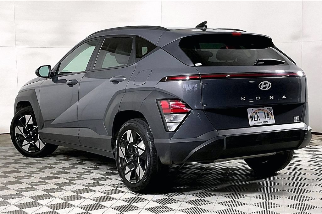 Used 2025 Hyundai Kona SEL FWD image 13