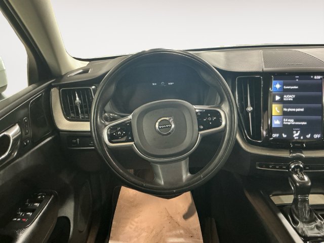 Used 2020 Volvo XC60 T6 Inscription AWD/4WD image 13