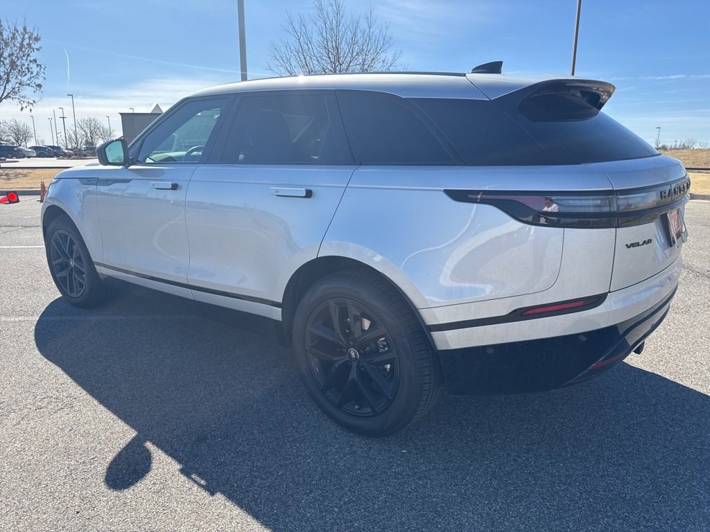 Used 2025 Land Rover Range Rover Velar Dynamic SE image 5