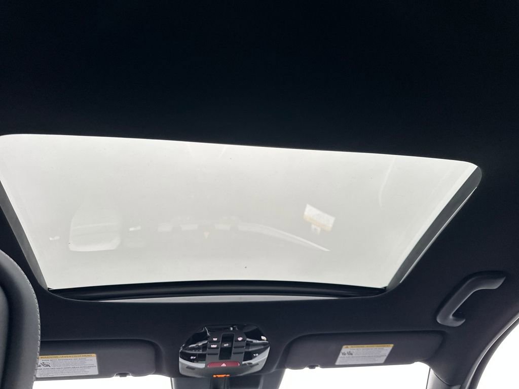 New 2025 Kia K4 GT-Line image 33