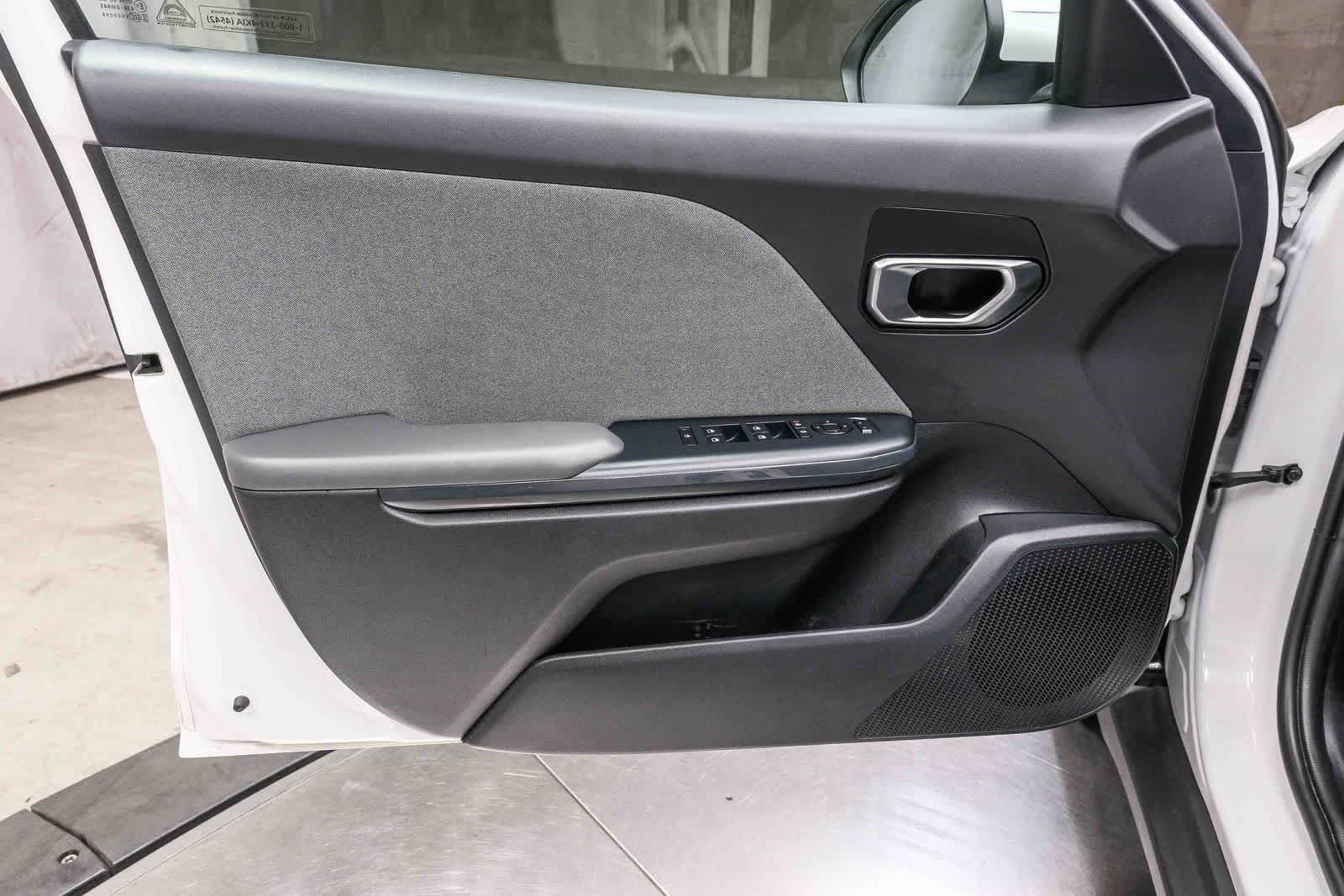 Used 2025 Kia K4 EX FWD image 24