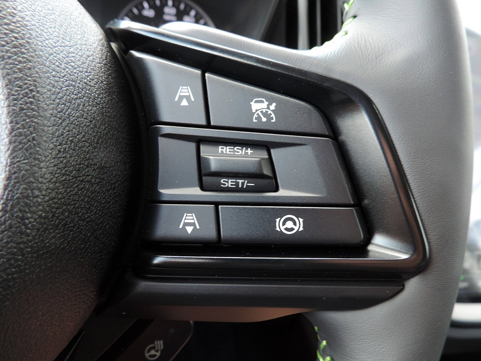 Certified 2025 Subaru Ascent Bronze Edition AWD/4WD image 25