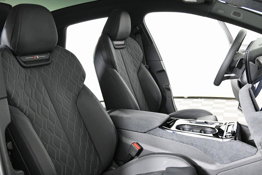 New 2025 Audi S6 e-tron Prestige image 24