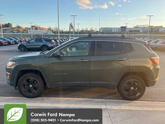 Used 2018 Jeep Compass Latitude AWD/4WD image 5