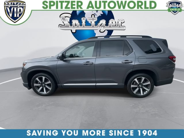 Used 2023 Honda Pilot Touring image 6
