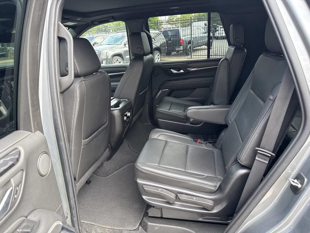 Used 2022 GMC Yukon Denali AWD/4WD image 6