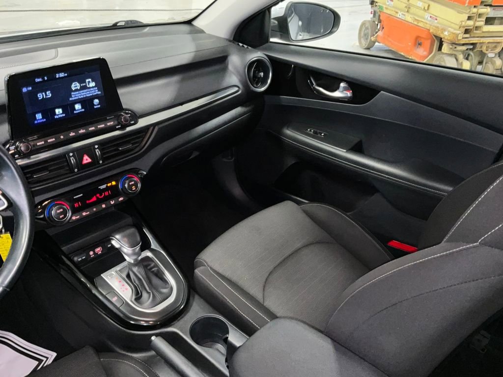 Used 2019 Kia Forte S image 31