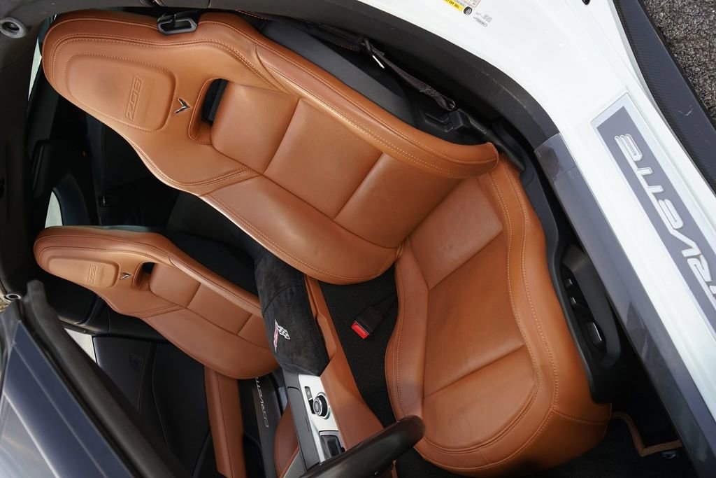 Used 2017 Chevrolet Corvette Z06 image 9