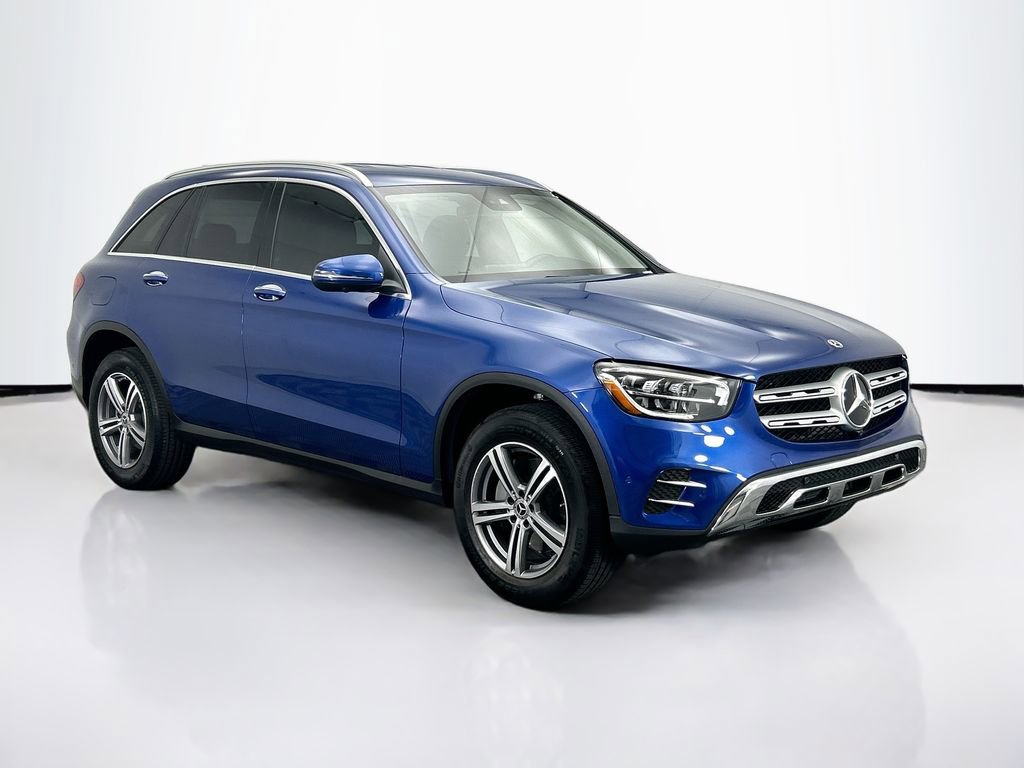 Used 2022 Mercedes-Benz GLC 300 image 3