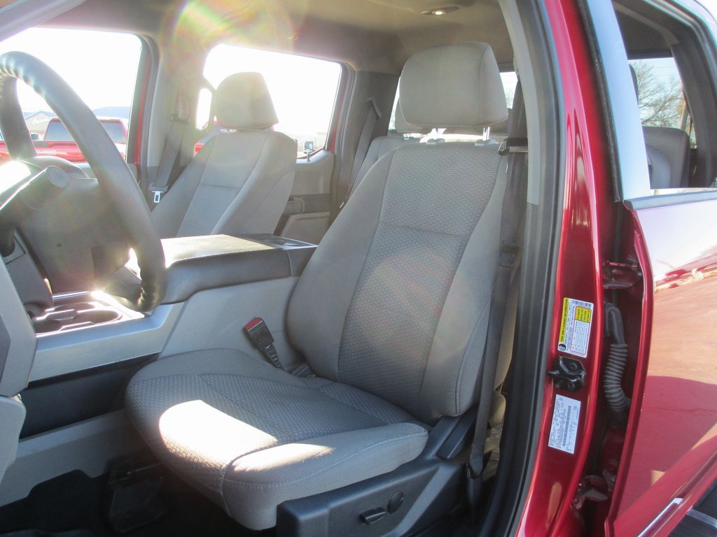 Used 2022 Ford F250 XLT w/ XLT Premium Package image 17