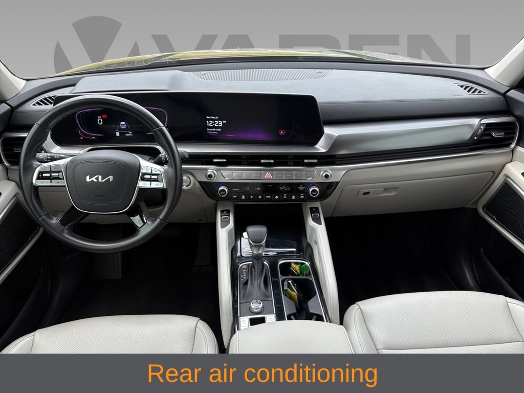 Used 2024 Kia Telluride S FWD image 3