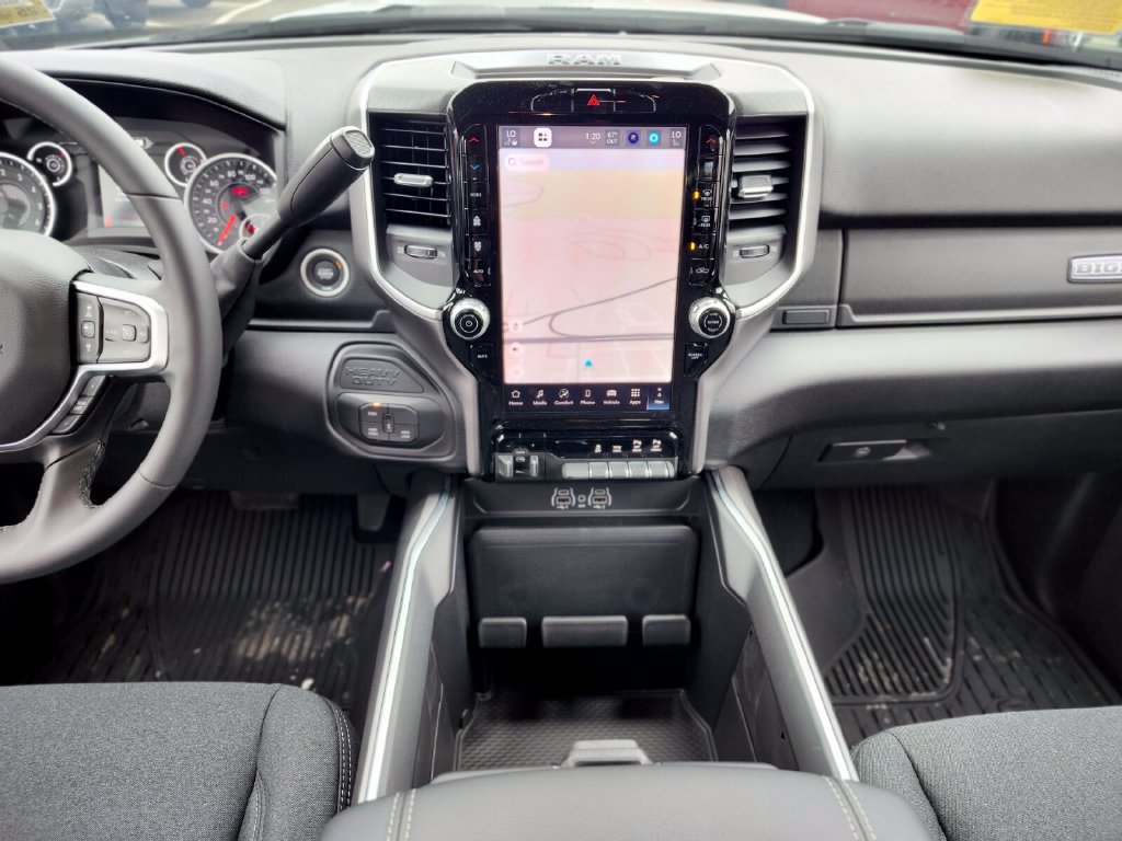 New 2026 RAM 2500 Big Horn AWD/4WD image 14