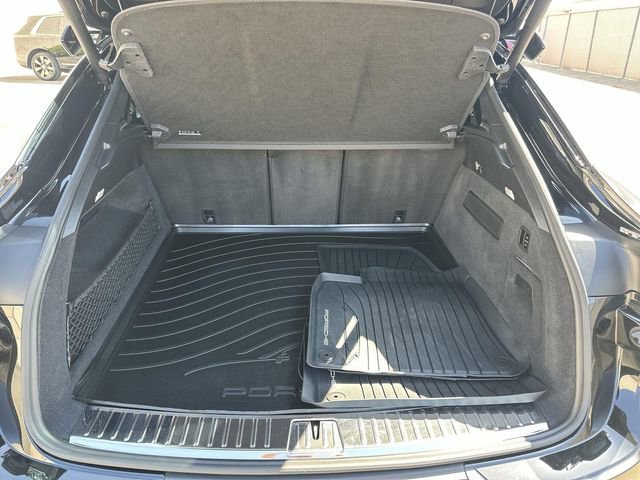 Used 2024 Porsche Cayenne Turbo GT image 25