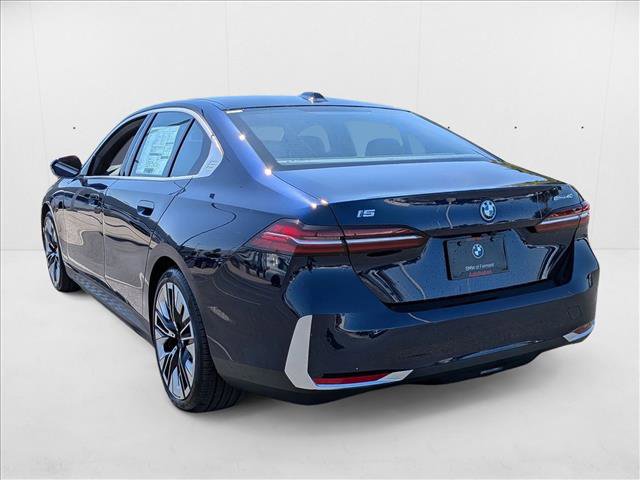 New 2026 BMW i5 eDrive40 image 8