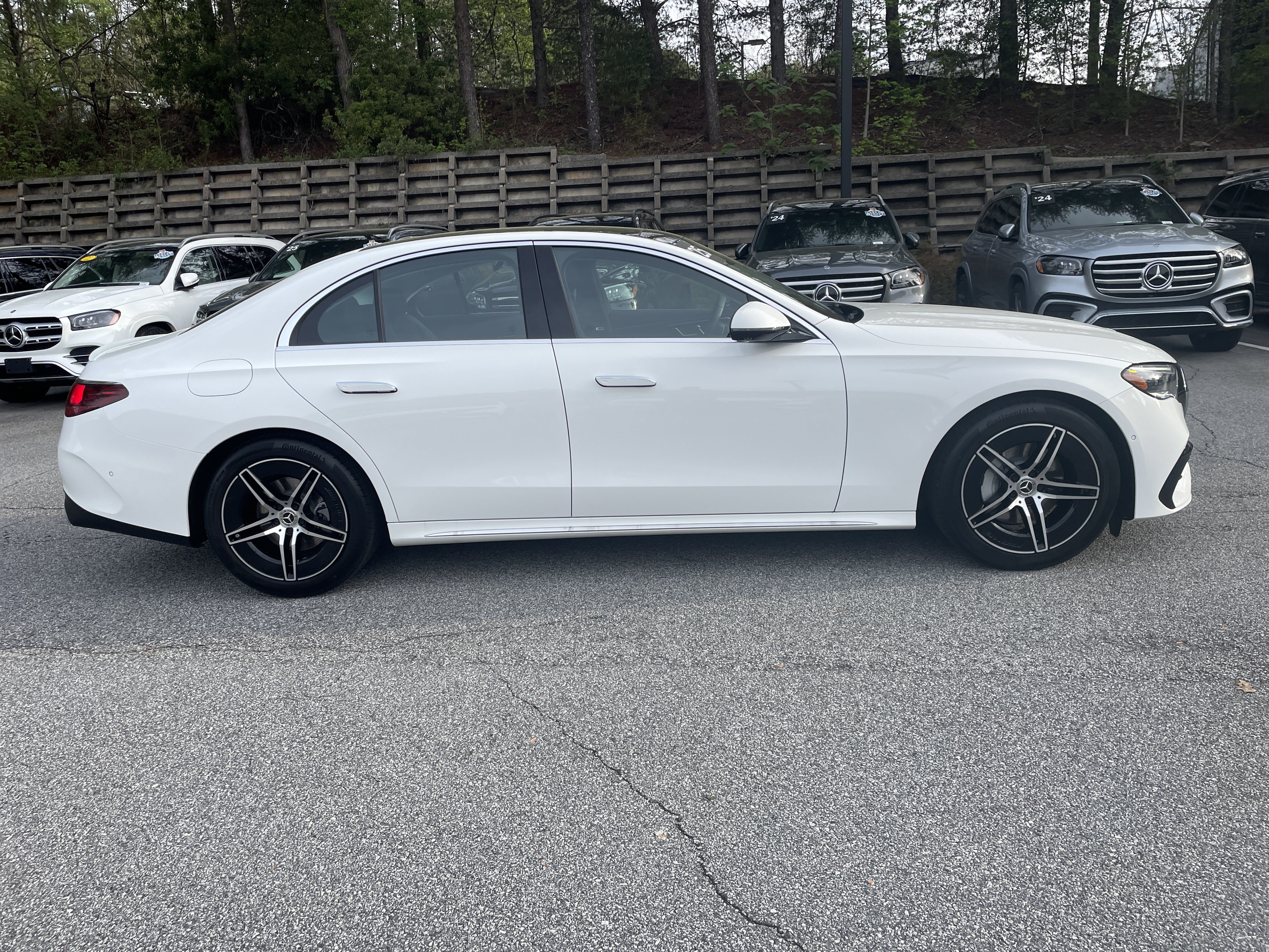 Used 2025 Mercedes-Benz E 350 Sedan image 5