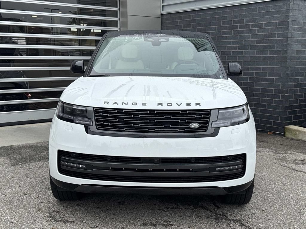 New 2026 Land Rover Range Rover SE AWD/4WD image 2