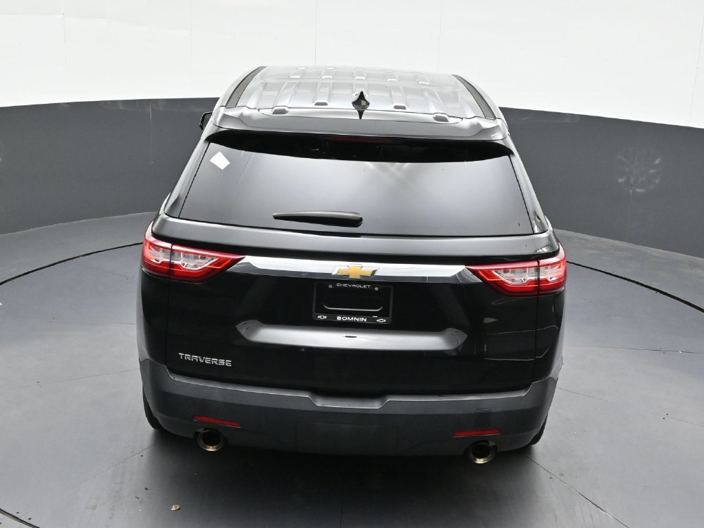 Used 2019 Chevrolet Traverse LS FWD image 18