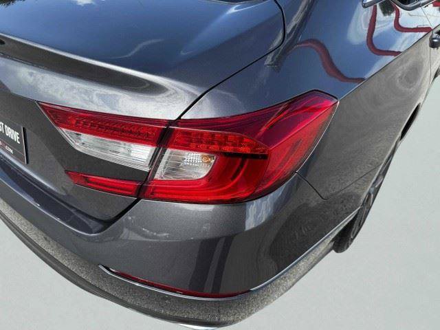 Used 2022 Honda Accord EX-L image 14