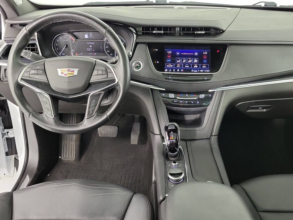 Certified 2024 Cadillac XT5 Premium Luxury w/ LPO, Floor Liner Package AWD/4WD image 15