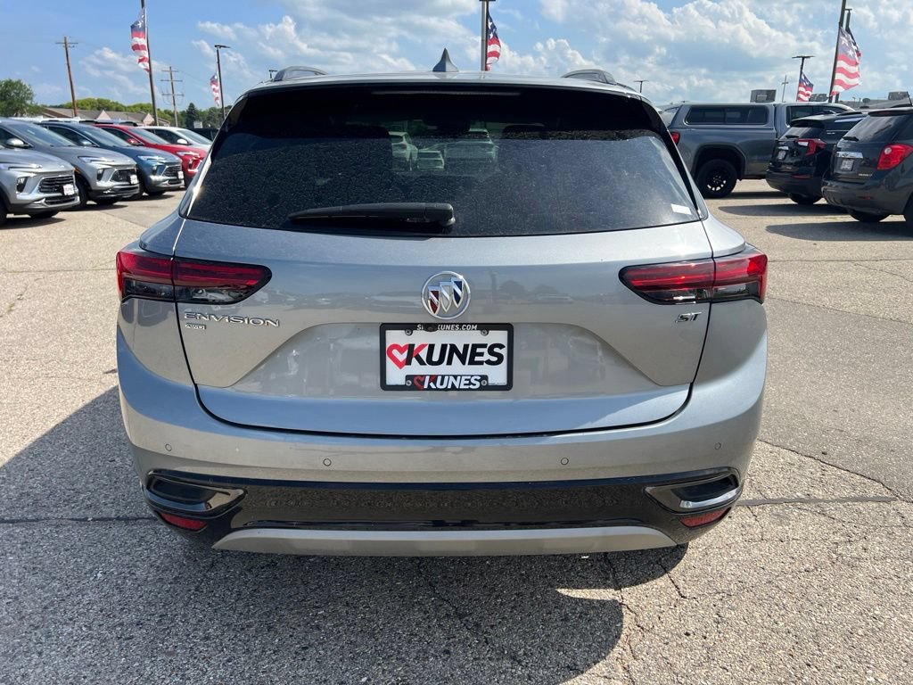 Used 2023 Buick Envision Preferred w/ Sport Touring Package AWD/4WD image 9
