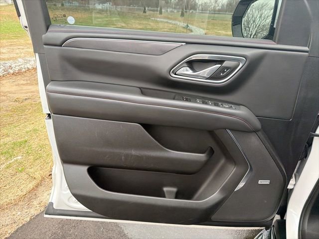 Used 2022 Chevrolet Tahoe RST w/ Sport Performance Package image 25