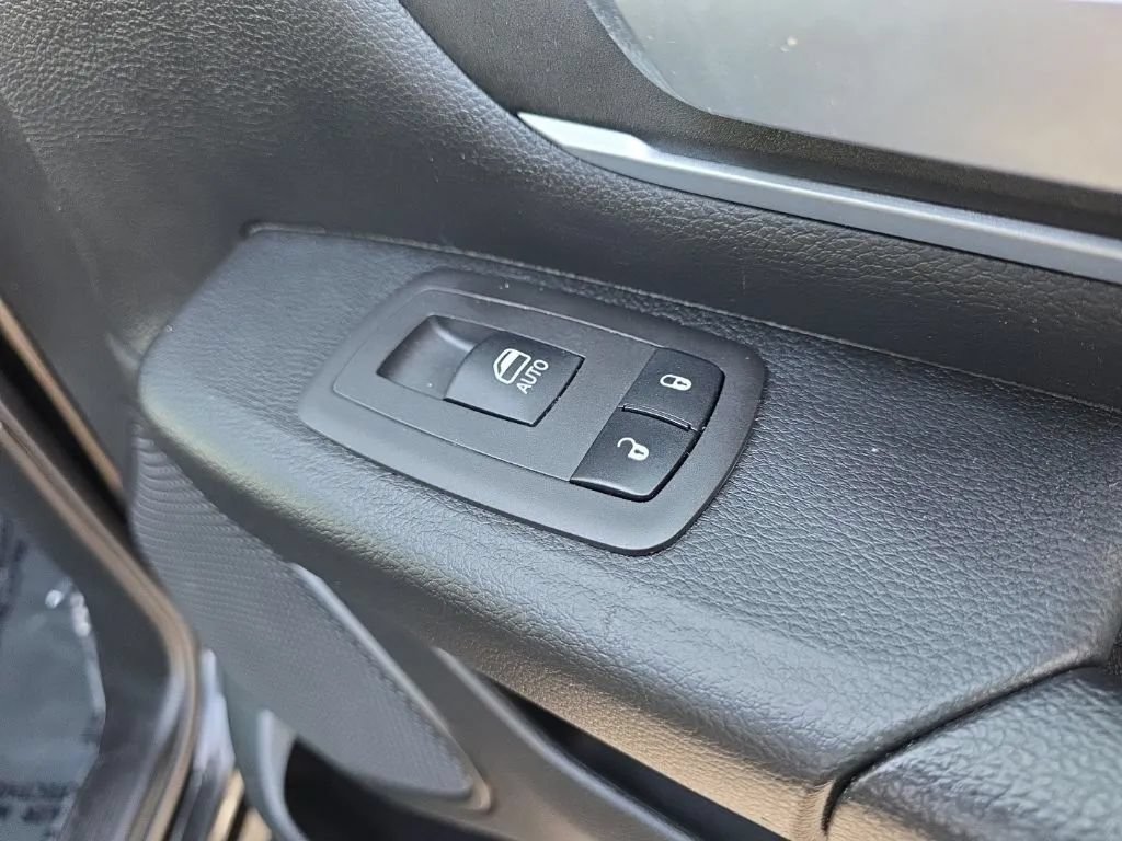 Used 2022 RAM 1500 Big Horn AWD/4WD image 16