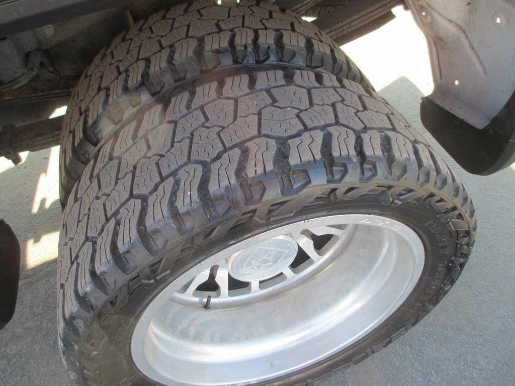 Used 2024 GMC Sierra 3500 Denali w/ Denali Reserve Package image 13