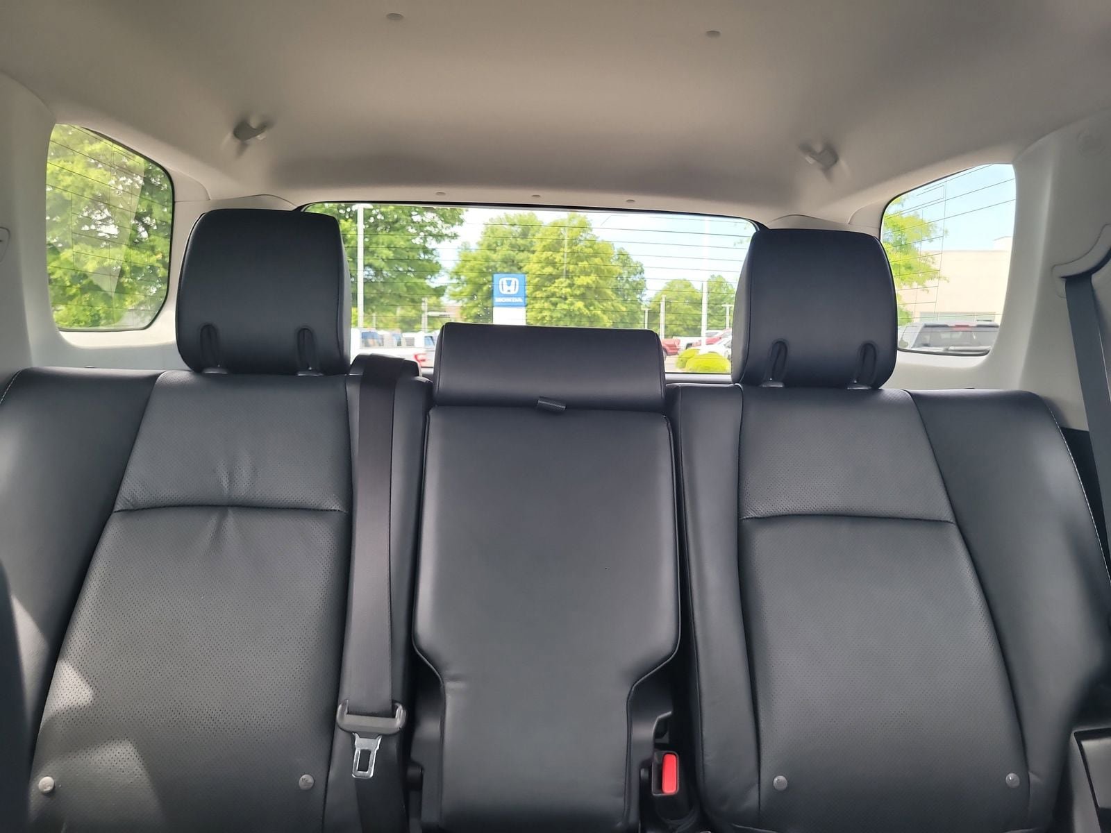 Used 2024 Toyota 4Runner Limited RWD image 24