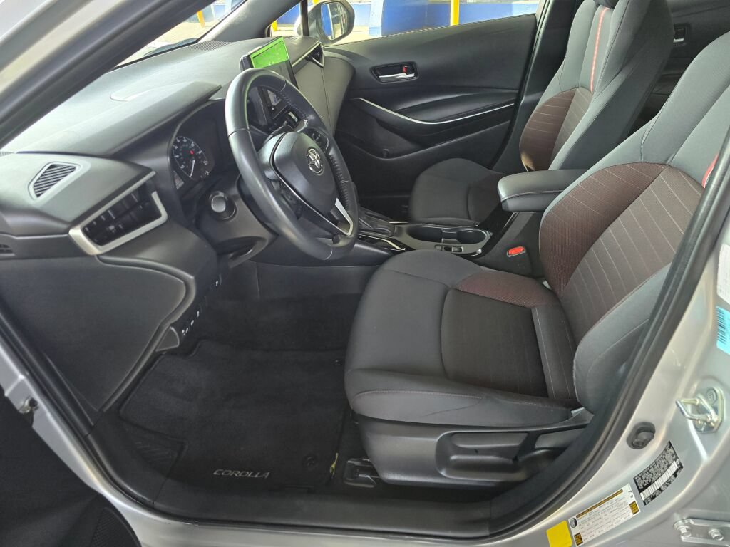 Used 2024 Toyota Corolla SE w/ SE Package FWD image 22